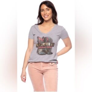 Wild Horse Salon Women’s Two Boots T-Shirt, Gray Size 2XL.